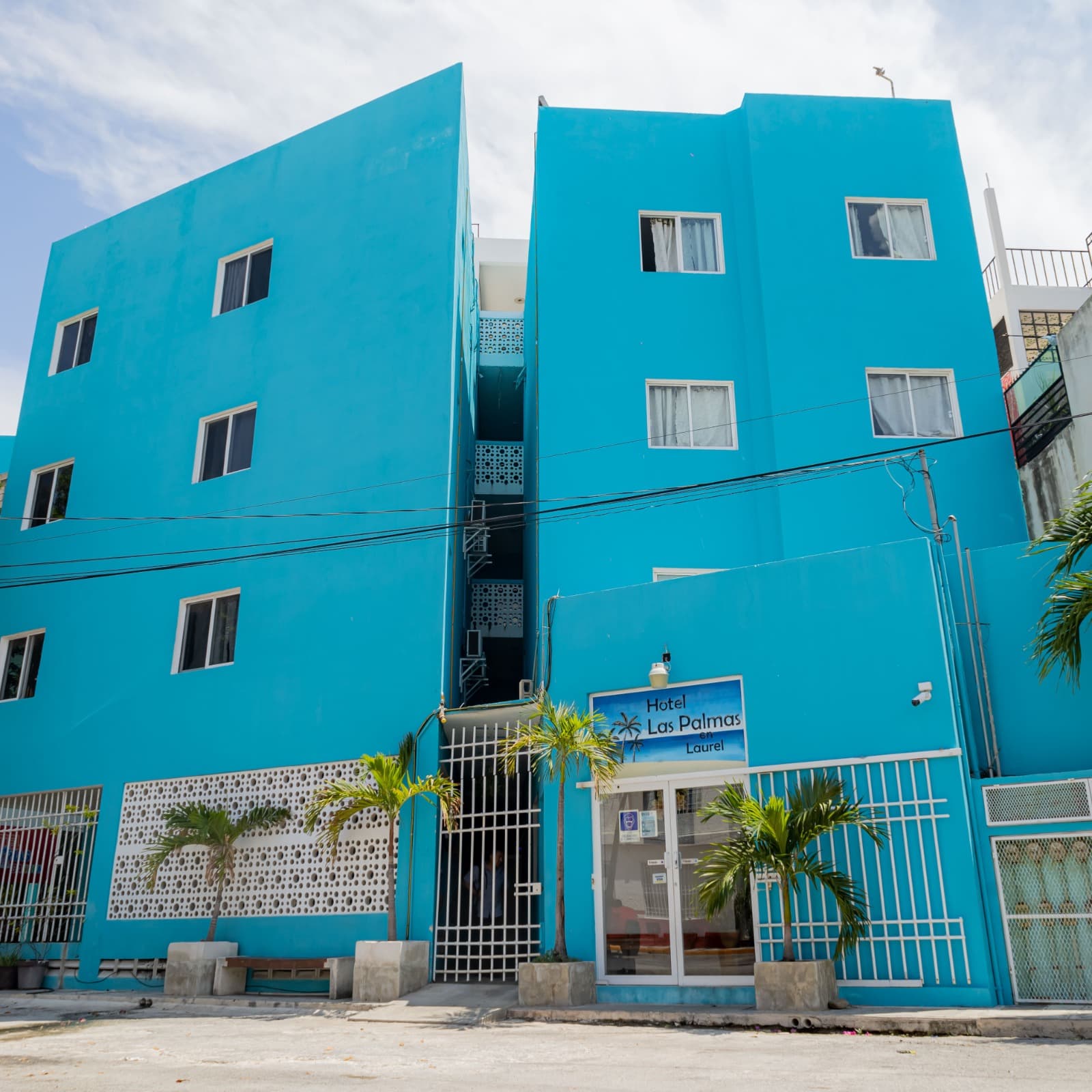 Hotel Las Palmas en Laurel imagen 1